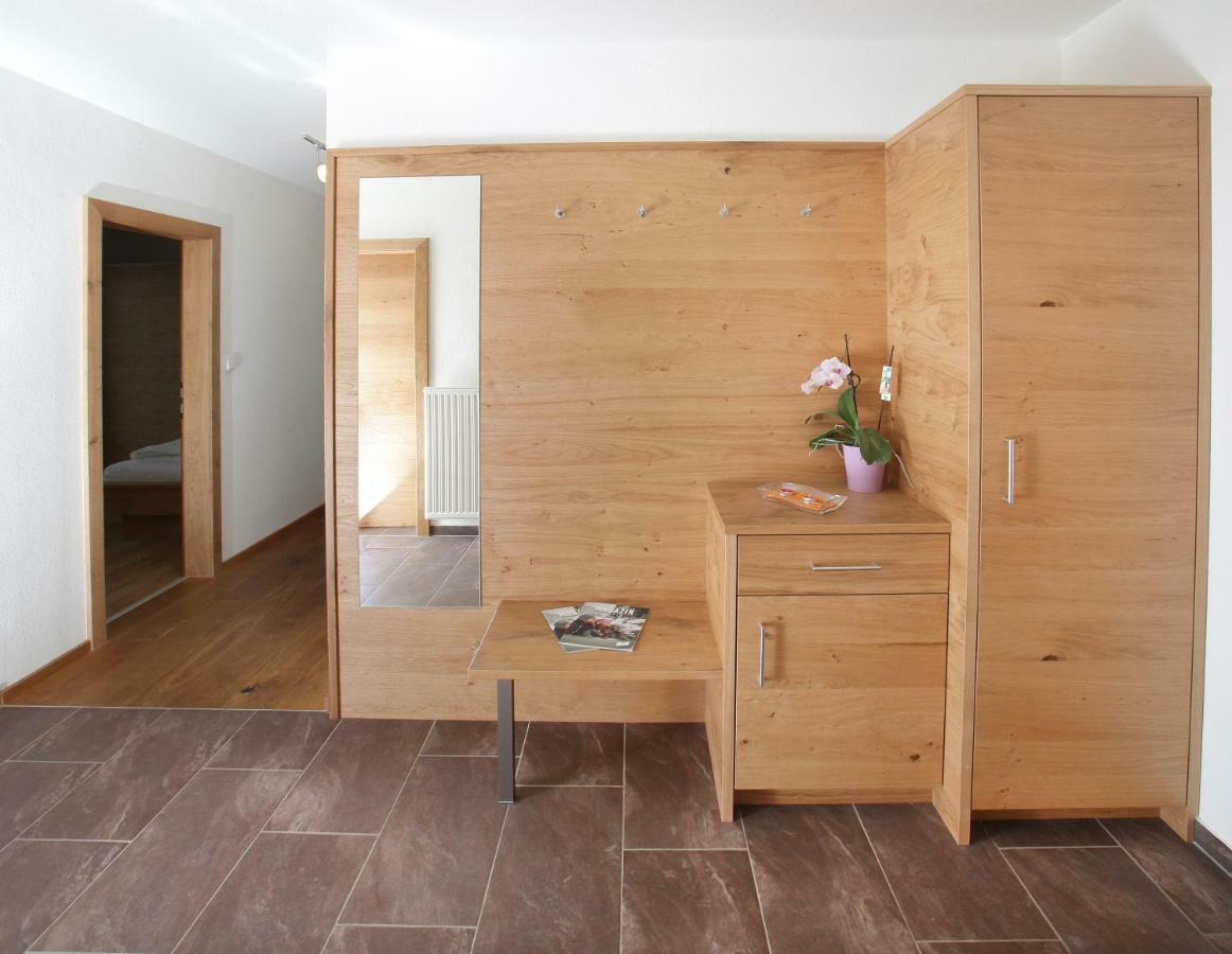 Tarlack Appartements Huetten 34 Леоганг Экстерьер фото